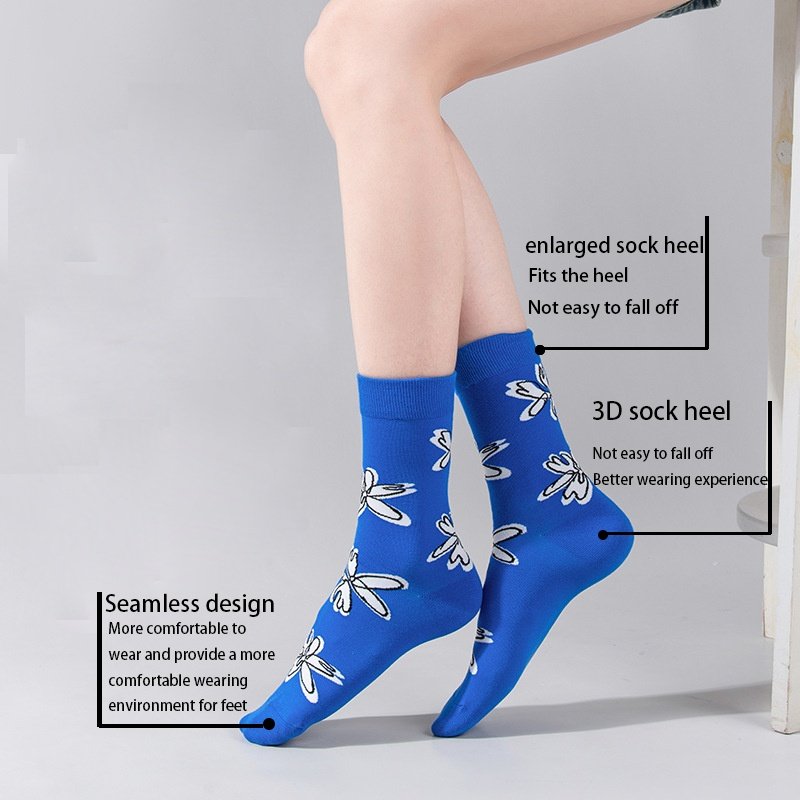 4 Pairs Women's Colorful Novelty Funny Pattern Combed Crew Socks Hiking Running Athletic Cushioned Compression Socks Anti-odor And Breathable For Fitness Cycling - Image 2