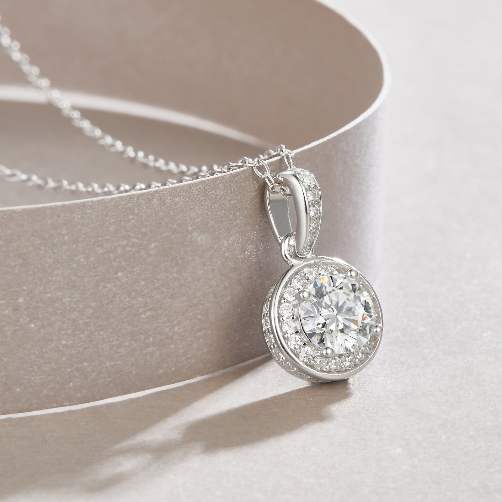 1 Carat Moissanite Silver Pendant - Image 3